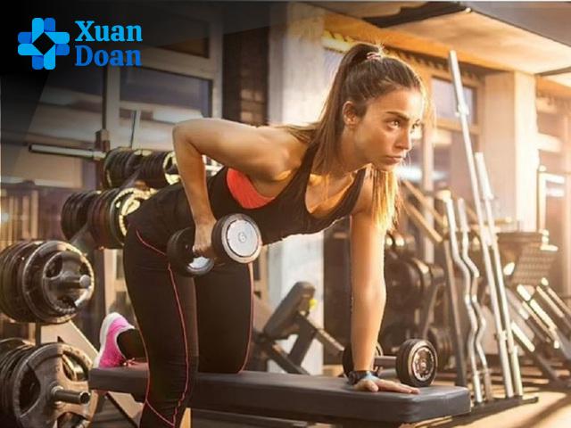 Tập gym bao nhiêu ngày mỗi tuần để tăng cường sức mạnh cơ bắp?